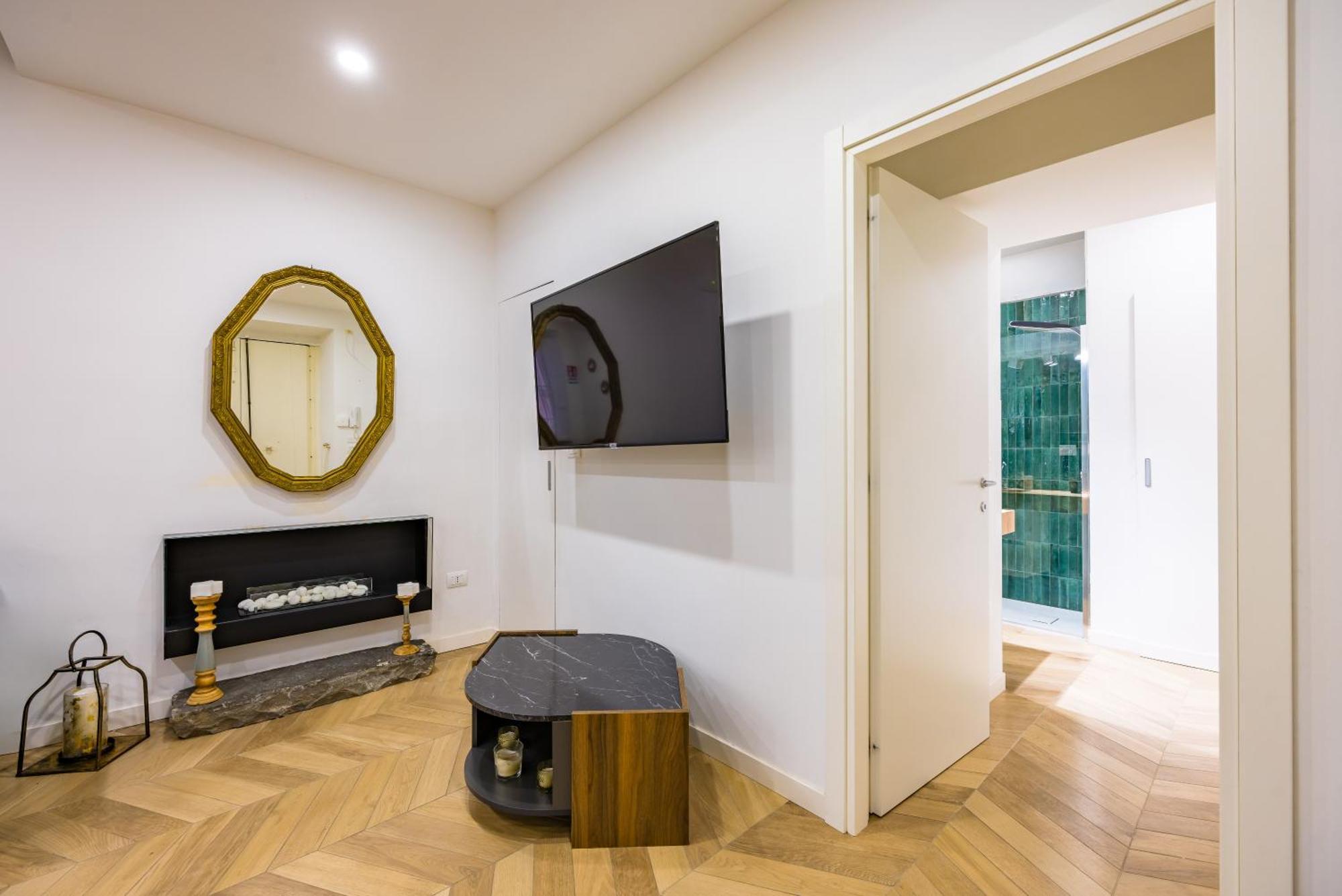 Apartment Palazzo Loffredo By Napoliapartments Naples