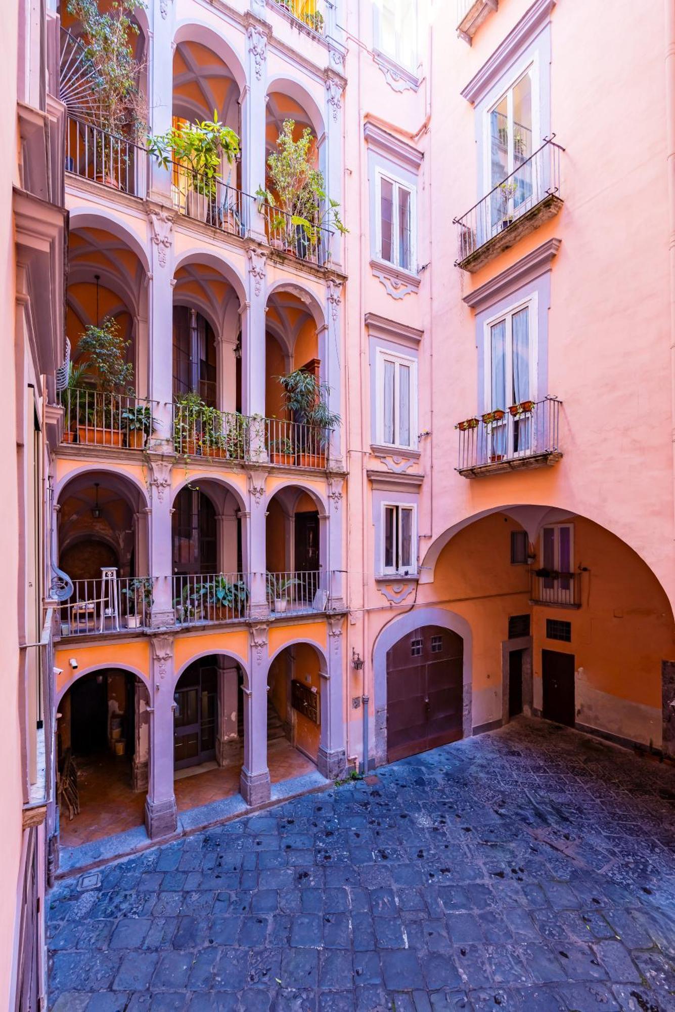 Palazzo Loffredo By Napoliapartments *