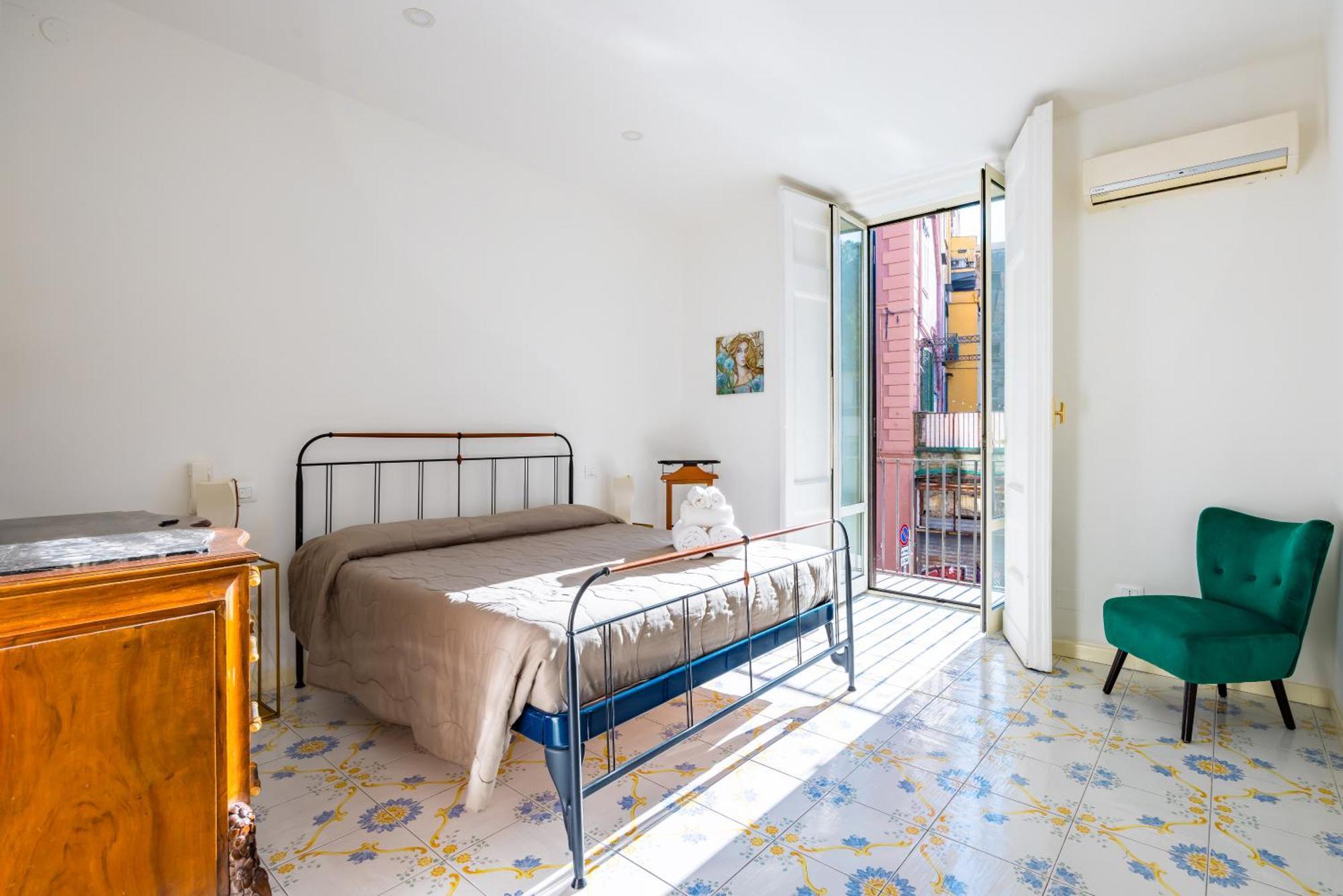 Palazzo Loffredo By Napoliapartments * Naples
